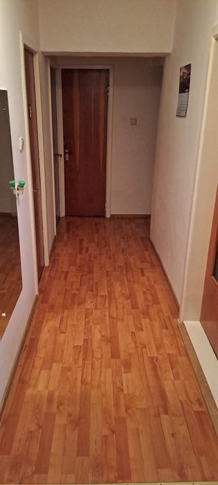 Vand apartament 3 camere