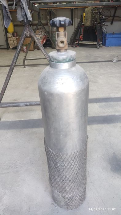 Butelie CO2   15,7 kg   250 bar