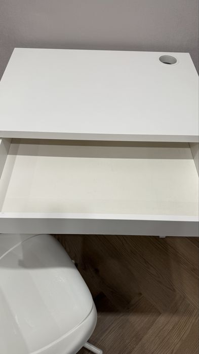 Стол письменный и стул икеа