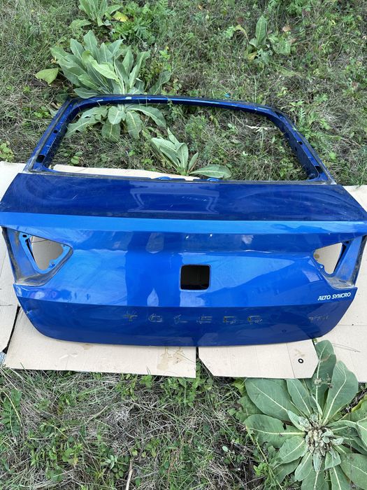 Hayon seat toledo.