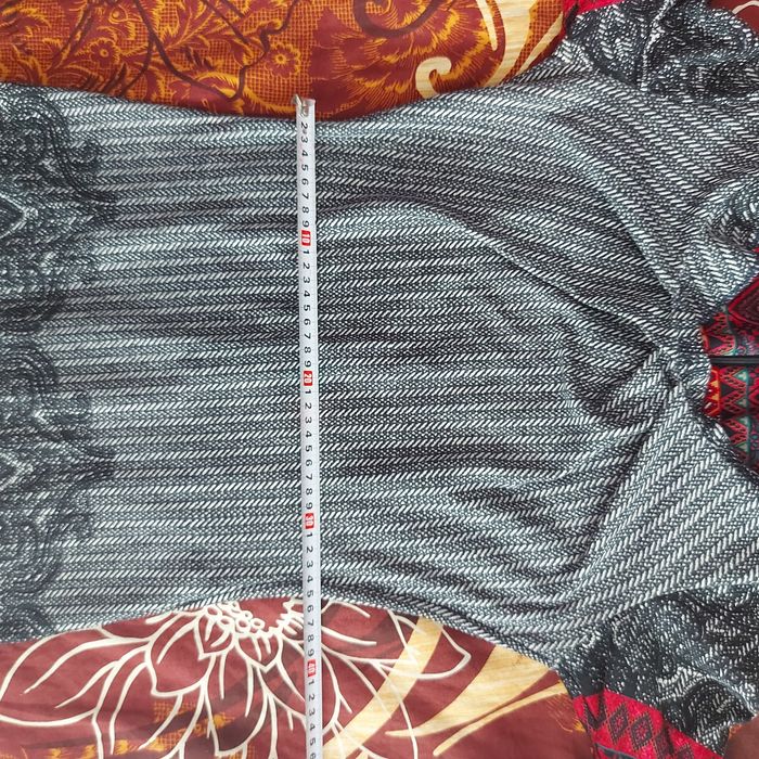 Дамска рокля с четвърт ръкав