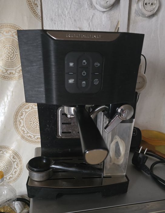 Кофеварка Redmond 1511