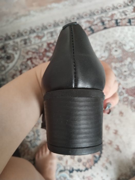 Продам туфли новые.