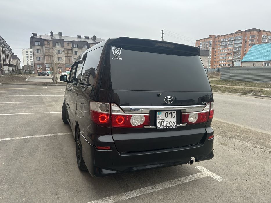 Toyota alphard 2004