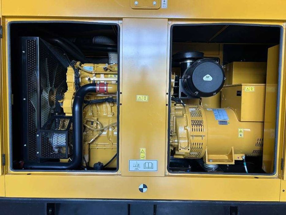 Generator Caterpillar industrial 400 kVA 500 kVA 600 kVA 800 kVA 1000 kVA pentru port nave santier naval uz 24h productie continua