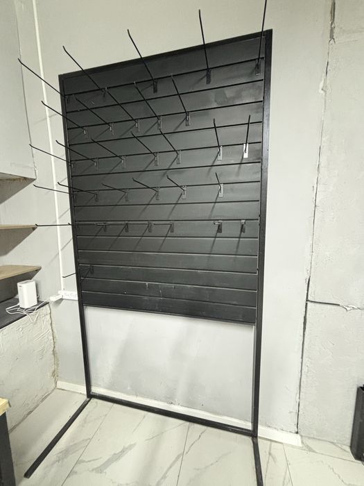 Стеллажи для магазина