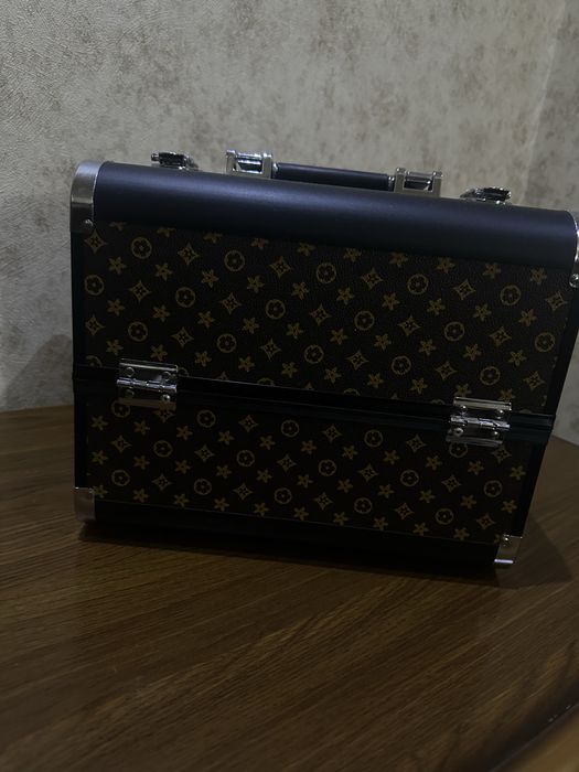 Сундук для хранения косметики. Organayzer kosmetika uchun