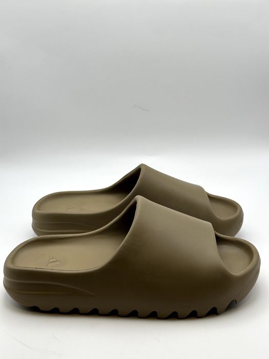 Papuci Adidas Yeezy Slides