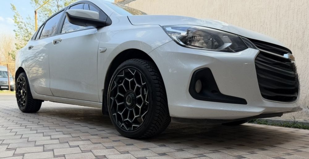 Onix ltz sotiladi