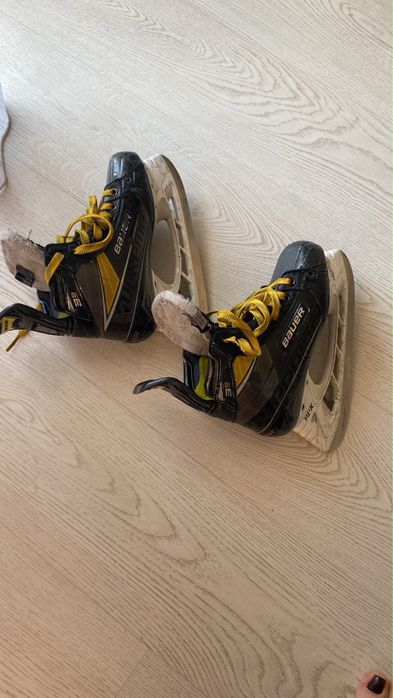 Коньки Bauer 3s б/у
