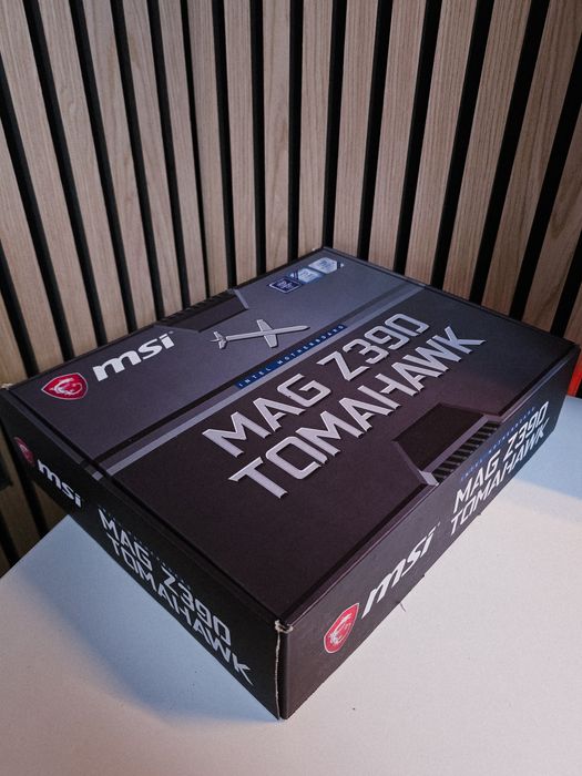 Intel Core 19-9900K +  32gb ddr4 рам + Дъно MSI MAG Z390 Tomahawk 

​8
