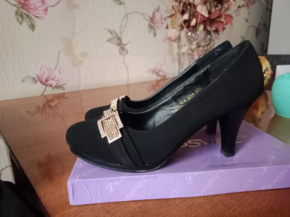 Продам туфли в отличном состоянии