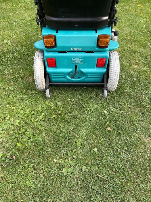 Carucior/carut electric Meyra pers cu handicap, dizabilitati scaun