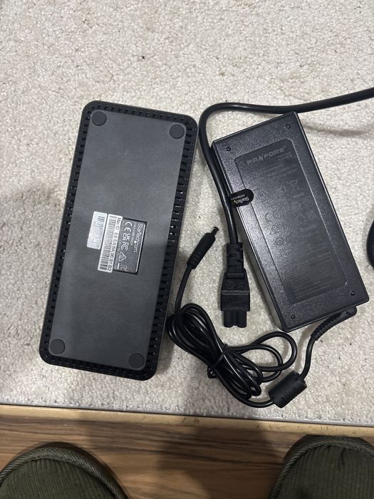 Docking Station StarTech USB-C  Triple Monitor 4K-100W PD-Profesional