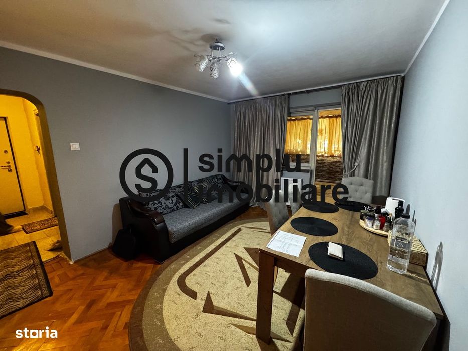 3 camere, P/4, centrala, Piata Garii - 122 000 Euro