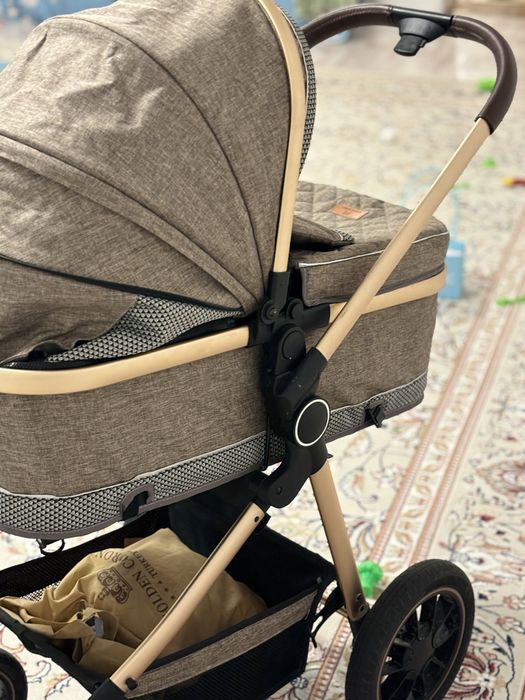 Продам коляску Ining baby