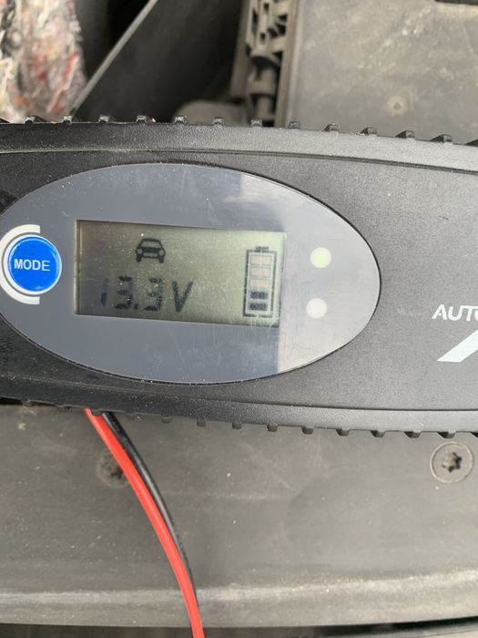 Incarcator acumulatori auto, moto, electronic