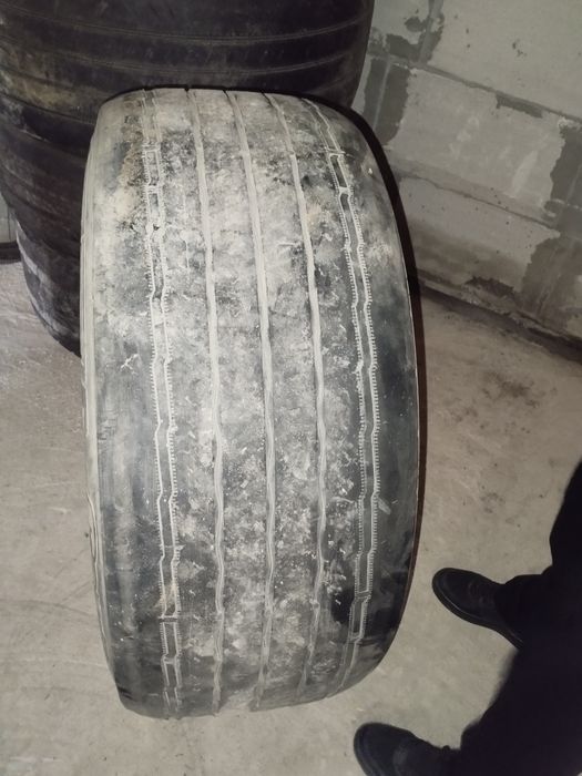 Продам шины грузовой