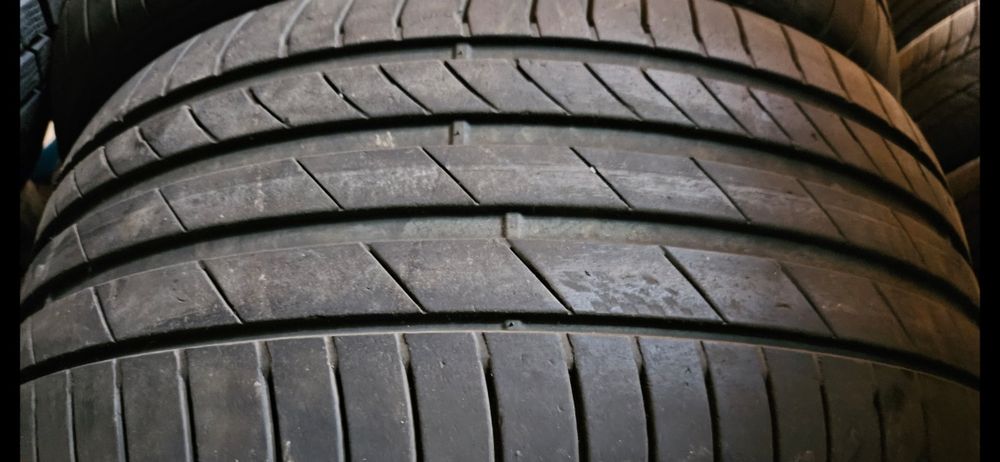 Anvelope vara set 4 buc ptr BMW X5 G05 X6 G06 profil 7 mm  275 35 22 / 315 30 22 Kumho DOT 2023