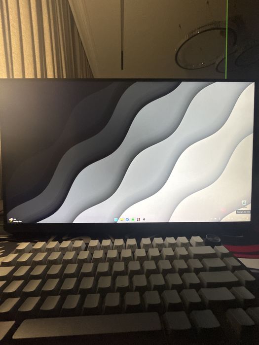 Продаю монитор.