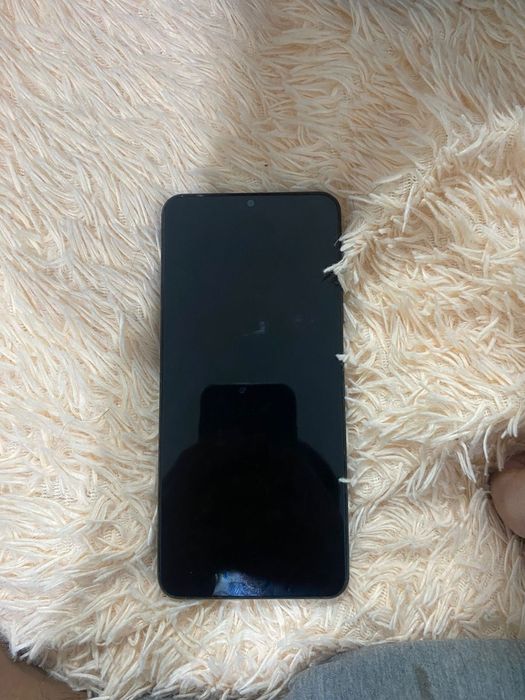 Продаю Реалми с51