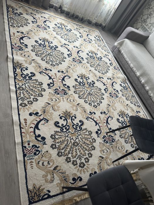 Продам ковер не дорого