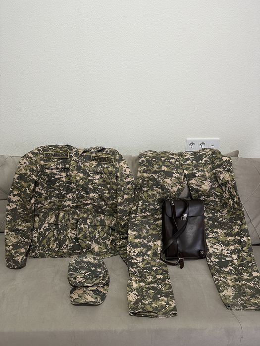 Военная форма.