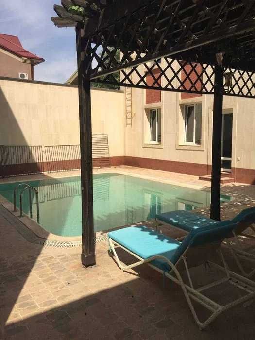 Сдаётся Евродом 6-соток на Малика рынок, Рабочий Городок