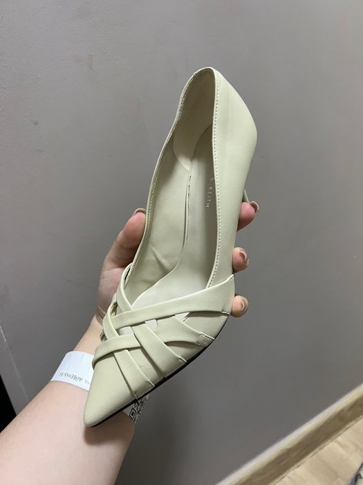 Туфли Charles & Keith