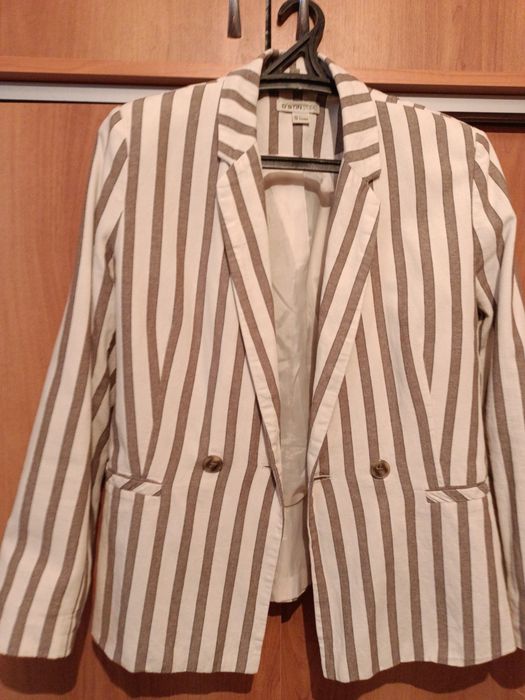 Продам пиджаки 44,46,48р