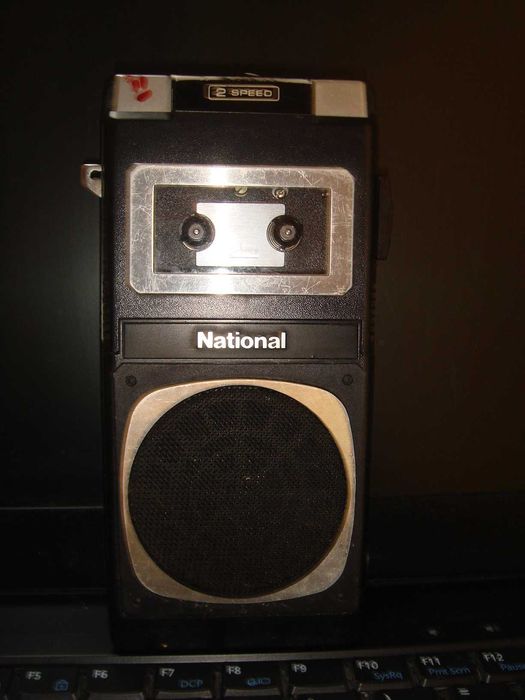 NATIONAL RQ-175 Reportofon Retro Vintage 2 Speed Caseta Mica