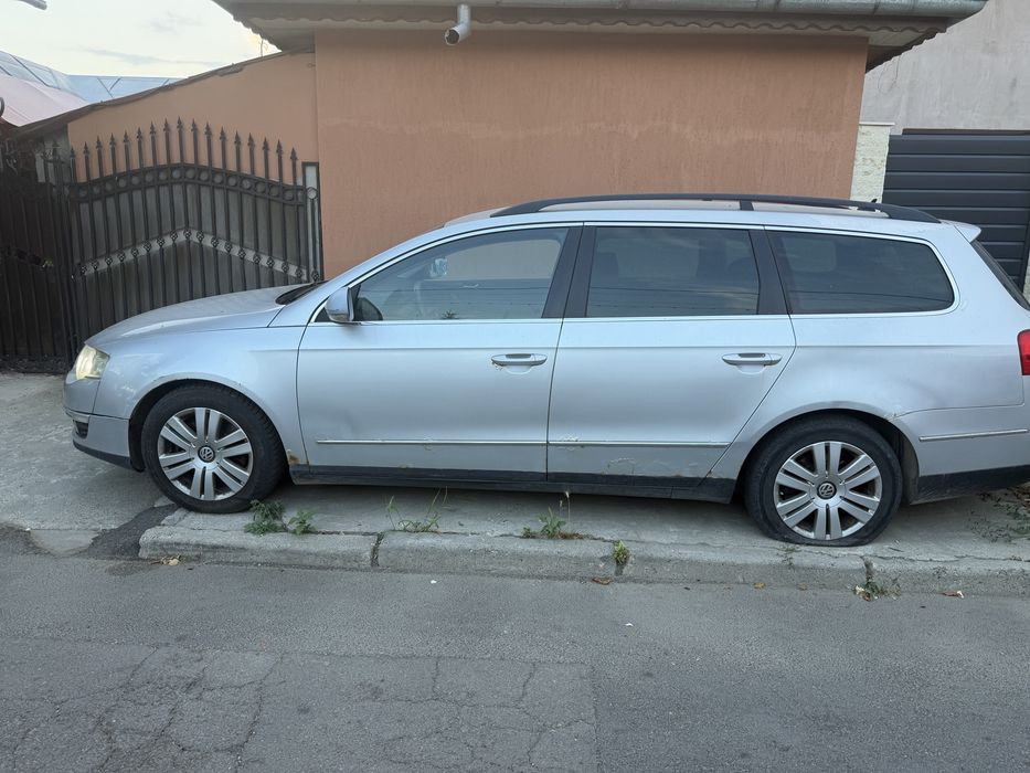 VOLKSWAGEN Passat 0 — imagine 4