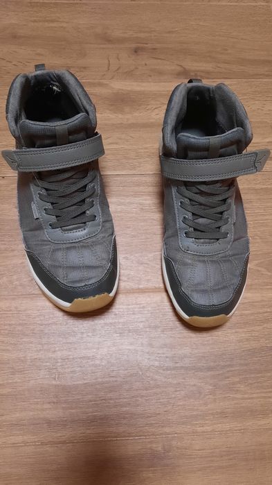 Pantof impermeabil baiat