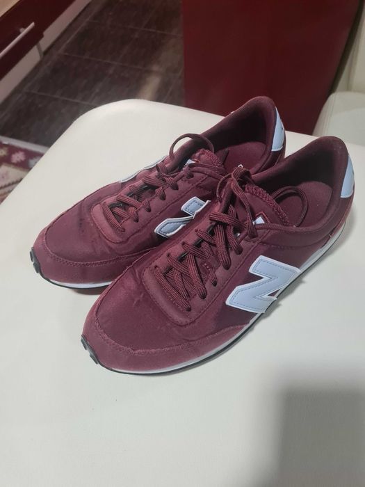 Adidasi dama newbalance marimea 40.5
