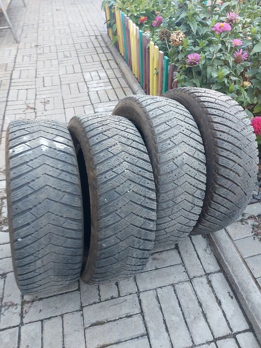 Продам зимнию резину GOODYEAR