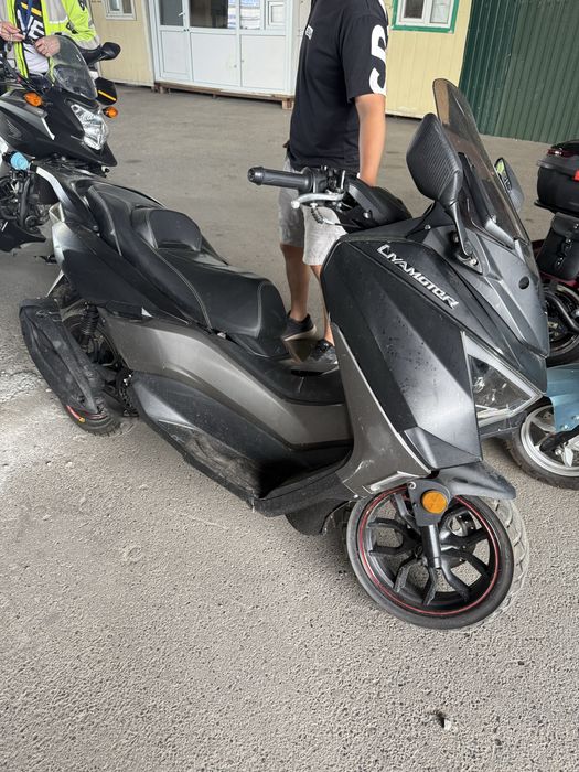 Продам мопед Z max Liya 150куб