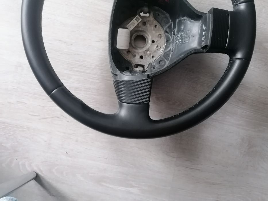 Volan piele Volkswagen Passat B6 Jetta Touran Caddy Golf 5