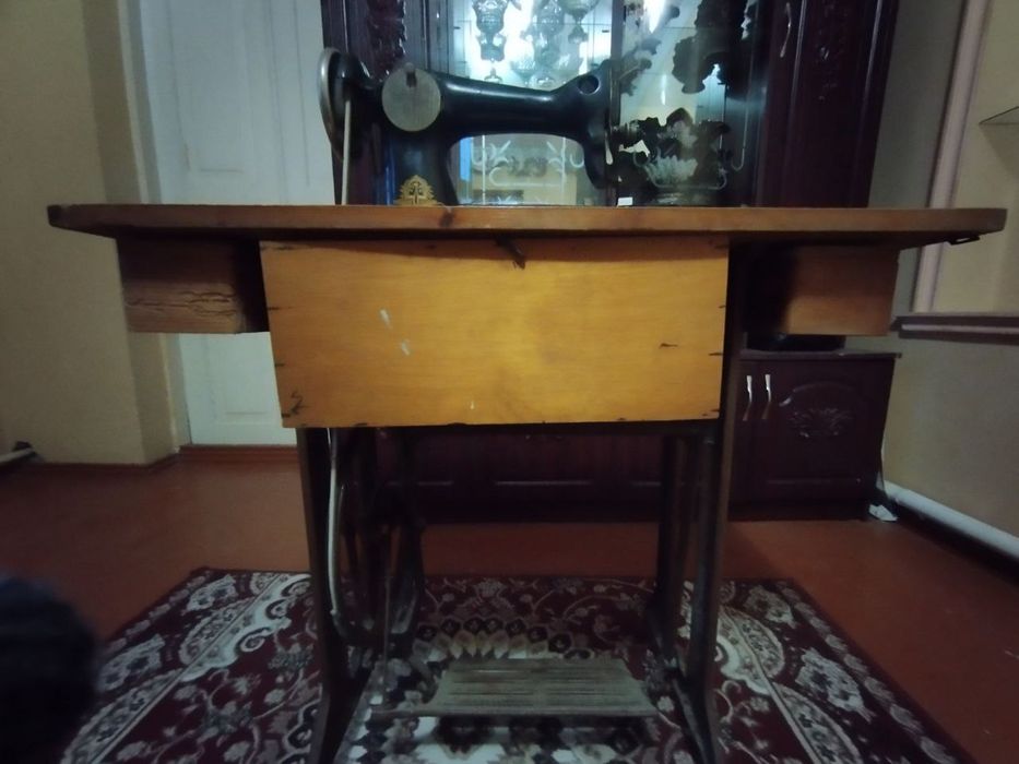 Tikuv mashina sotiladi