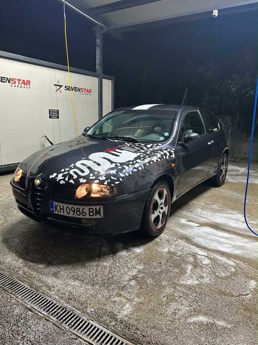 Продавам ALFA ROMEO 147