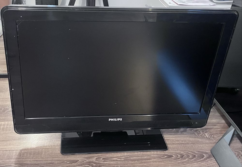 Телевизор PHILIPS