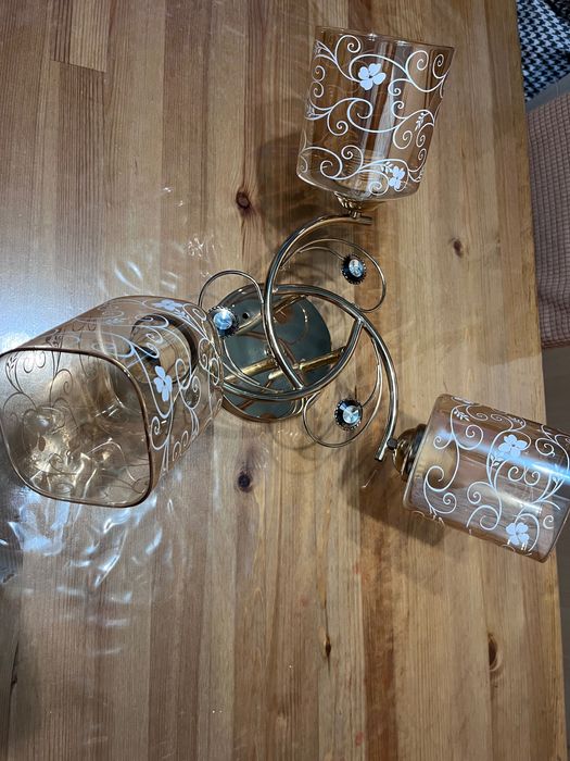 Продам люстру в хорошем качестве