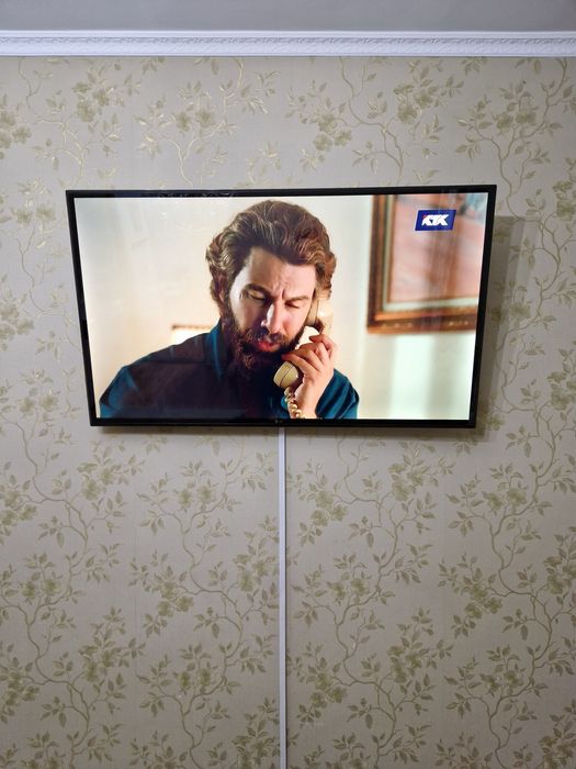 Установка телевизора на стену кронштейн