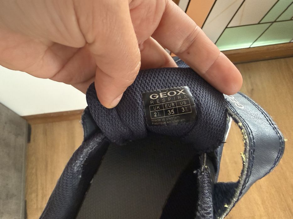 Adidasi GEOX nr 35