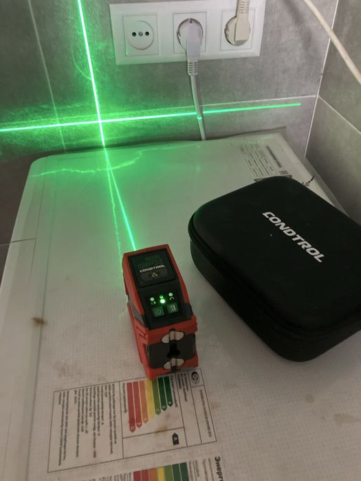 Лазерный уровень оригинал