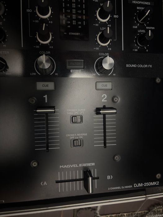 Vand mixer Pioneer DJM 250 MK2 impecabil