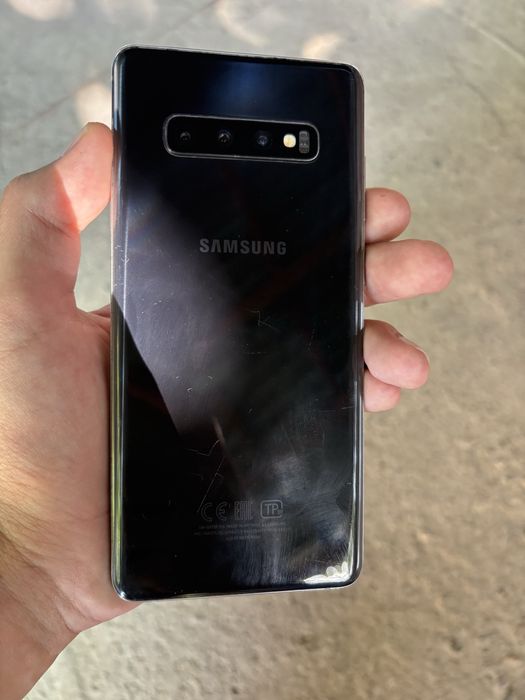Samsung s10+ 8/128