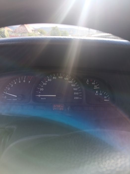 Vând Opel Vectra b  1997 an fabricare