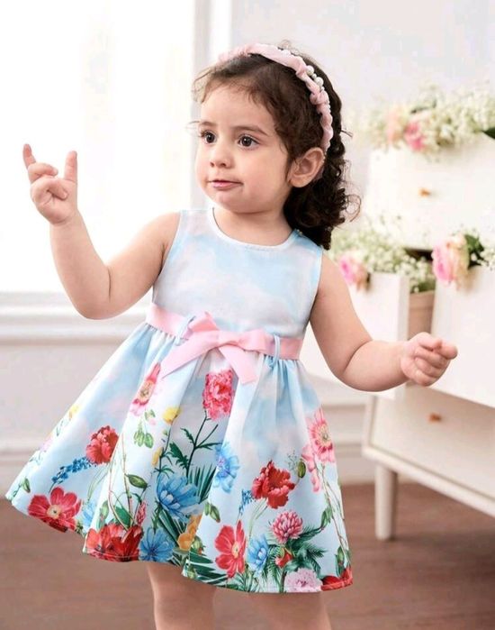 Детска рокля 12-24 месеца 15€

Детска рокля за момиче 12-24 месеца, п