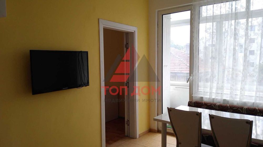 Дава се под наем Тристаен апартамент в Варна, ВИНС - 70 кв.м за 510 € - Снимка #2