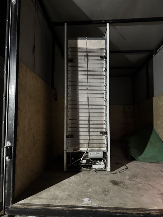 Продам холодильник для соков.